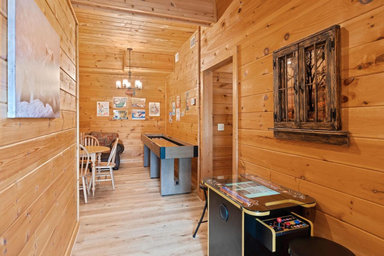 Mountain View 5 Bdrm Gatlinburg Cabin Near Downtown Arts Dış mekan fotoğraf